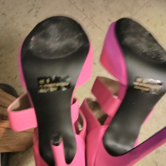 Pink heels - Picture 7 of 8